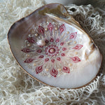 Cargar imagen en el visor de la galería, Mother of Pearl Mandala Dish
