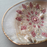 Cargar imagen en el visor de la galería, Mother of Pearl Mandala Dish
