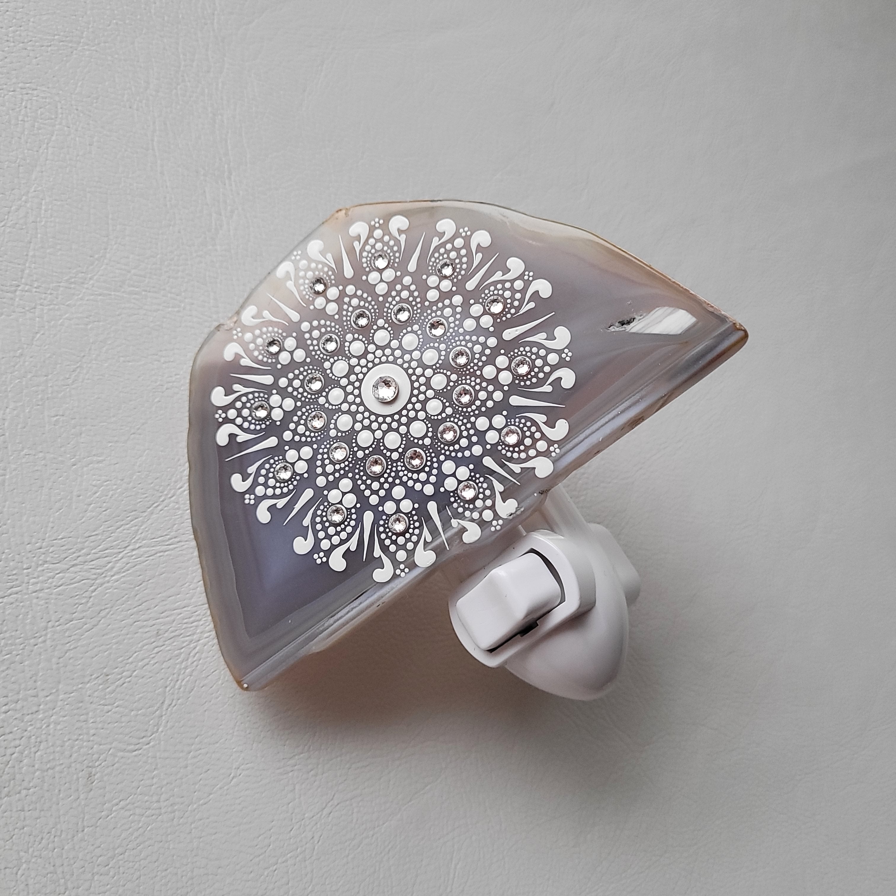 Agate nightlight - white