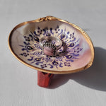 Cargar imagen en el visor de la galería, Mini Shell Mandala Dish
