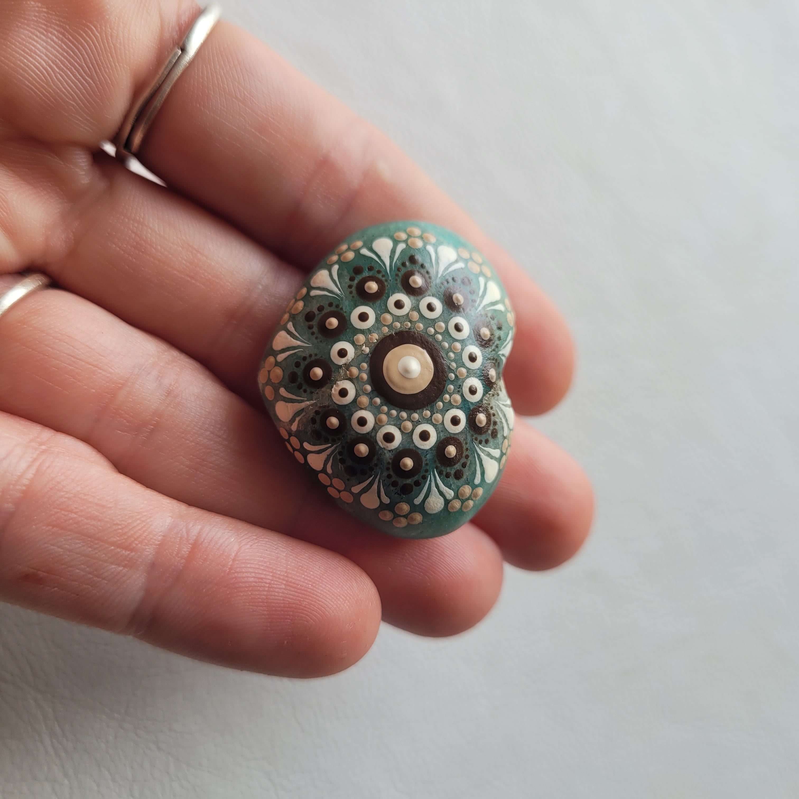 Apatite - Meditation Heart Stone