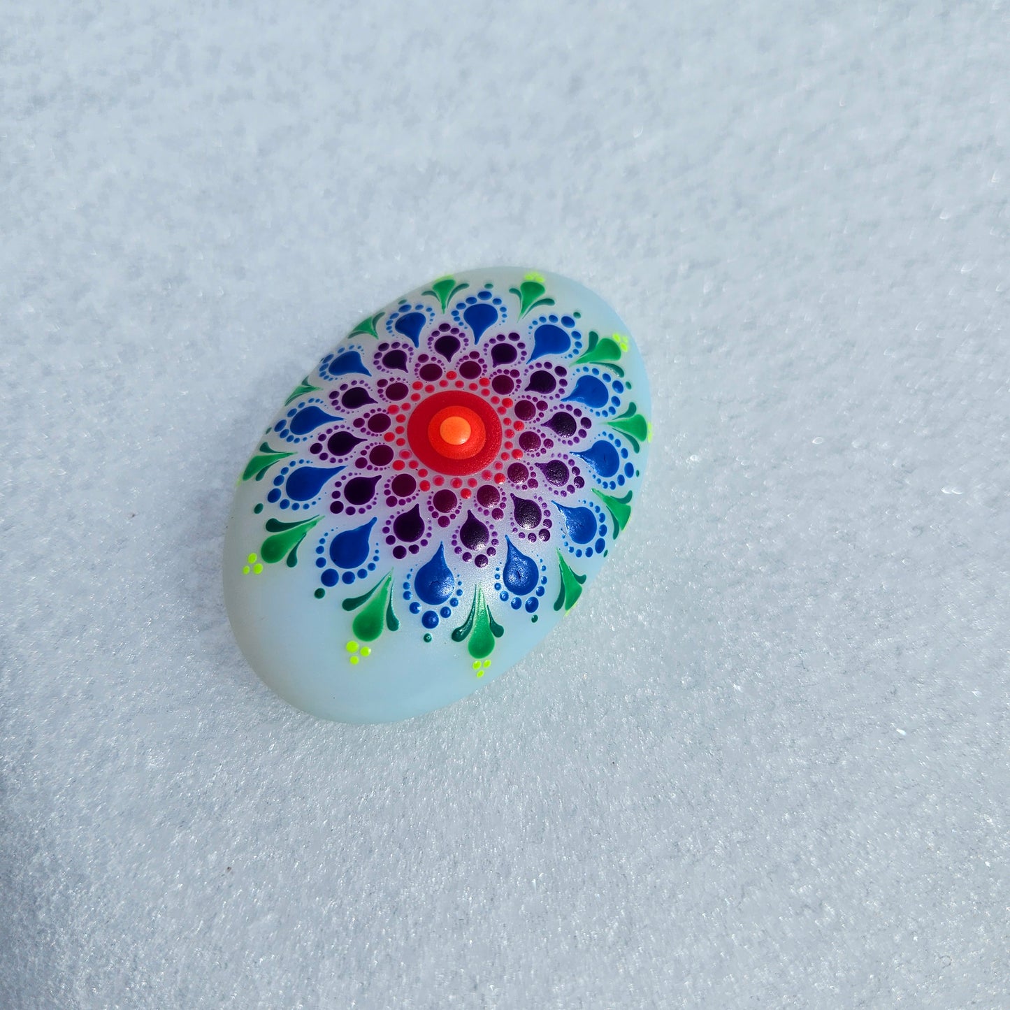 Opalite - UV mandala