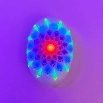 Opalite - UV mandala