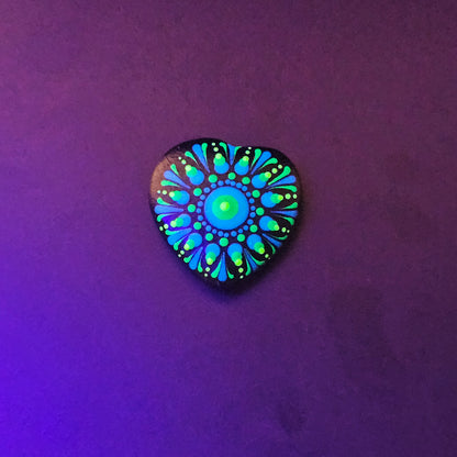 Guiding Onyx UV Mandala