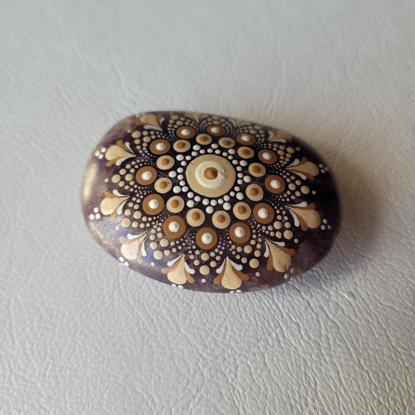 Lepidolote Mandala palm stone - Bdotartsy