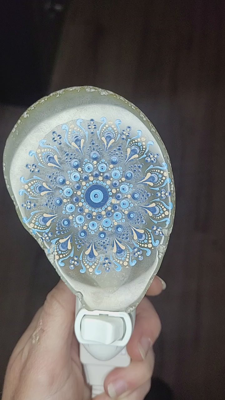 Agate nightlight - Blue Alien Dream