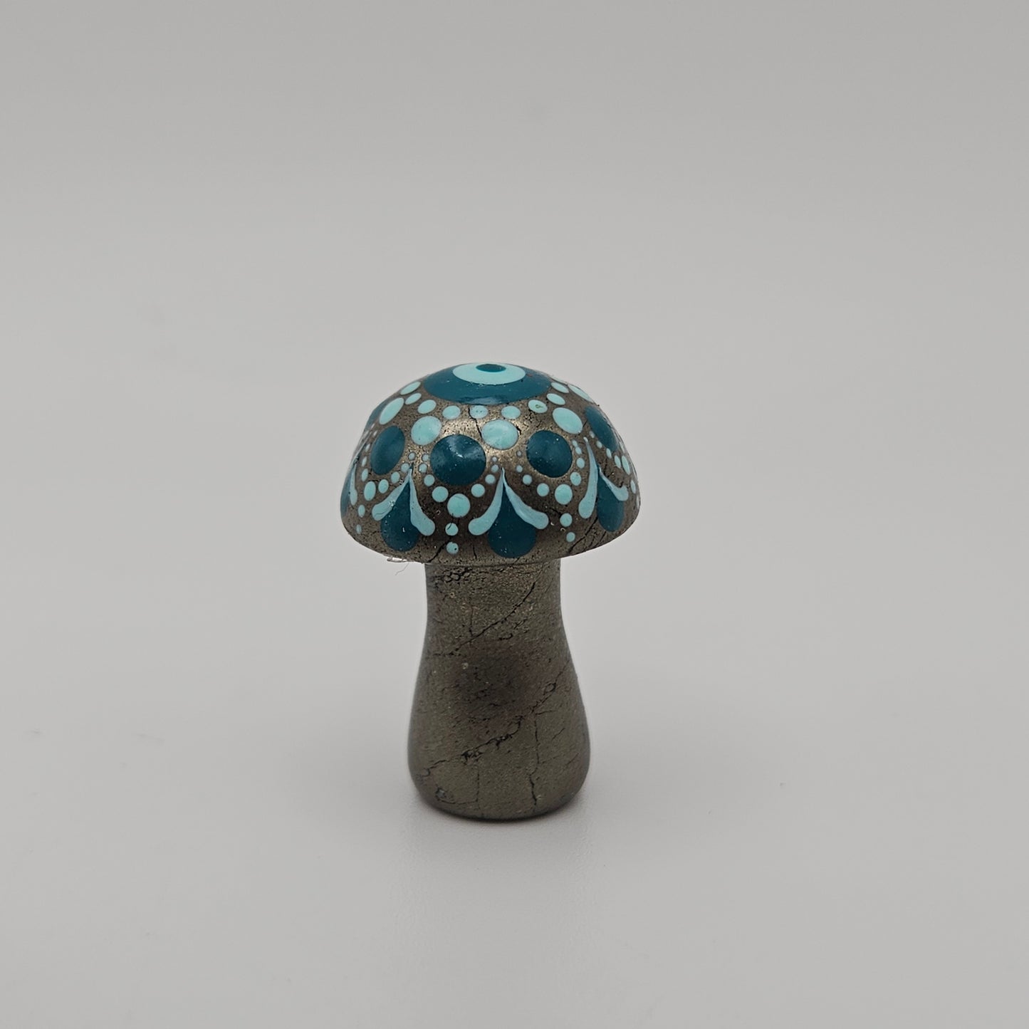 Mini Carved Mushroom - Pyrite