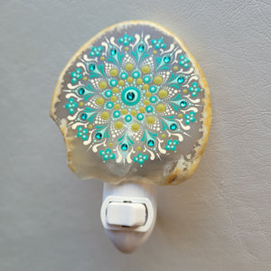 Agate nightlight - Teal & Chartreuse