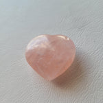 Cargar imagen en el visor de la galería, Rose Quartz Guiding Heart Stone - Bdotartsy
