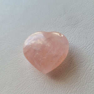Rose Quartz Guiding Heart Stone - Bdotartsy
